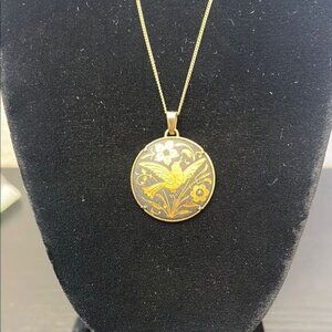 Elegant Gold Tone and Black Vintage Damascene Pendant Necklace